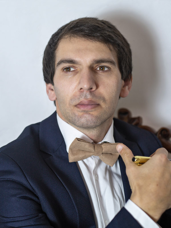Магомедов Гаджи Имангазалиевич.